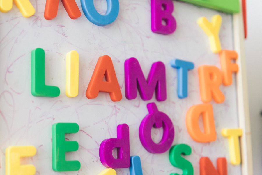 Letras magnéticas educativas para niños